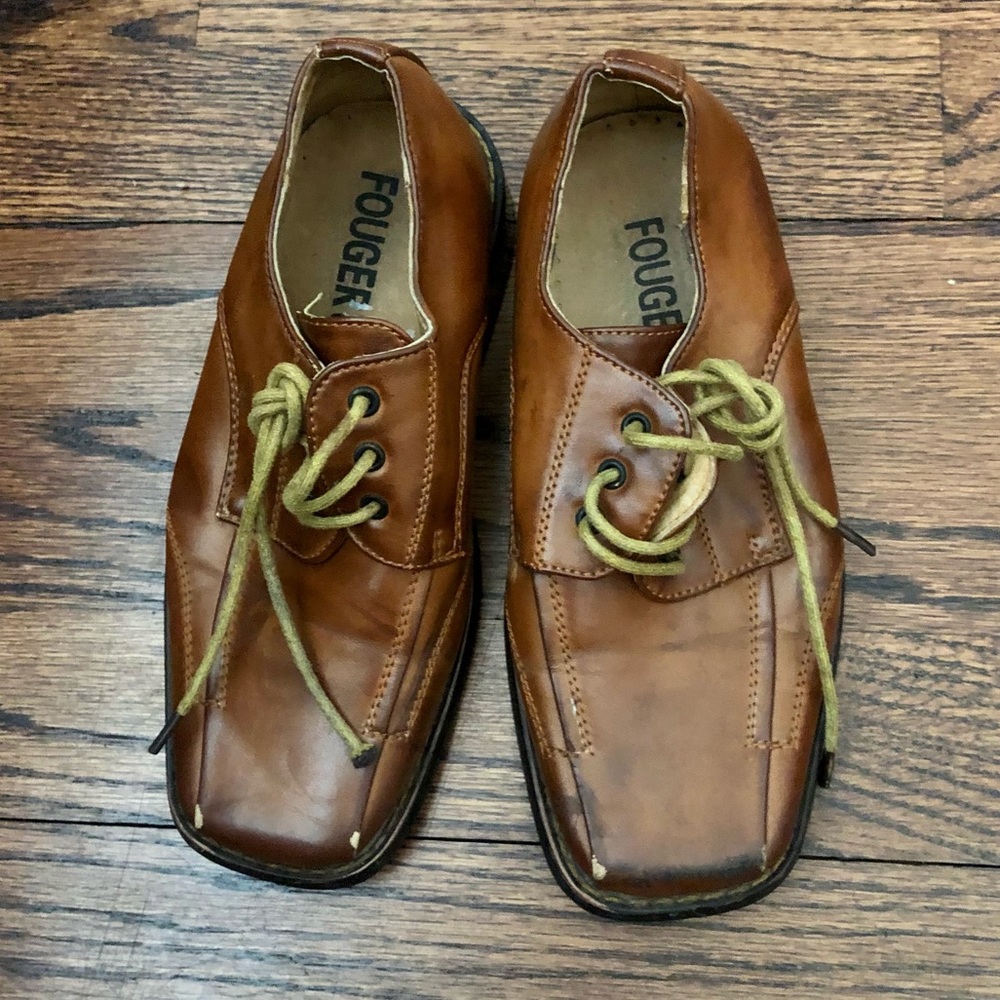 Caramel Brown Dress Shoes. Size 11.